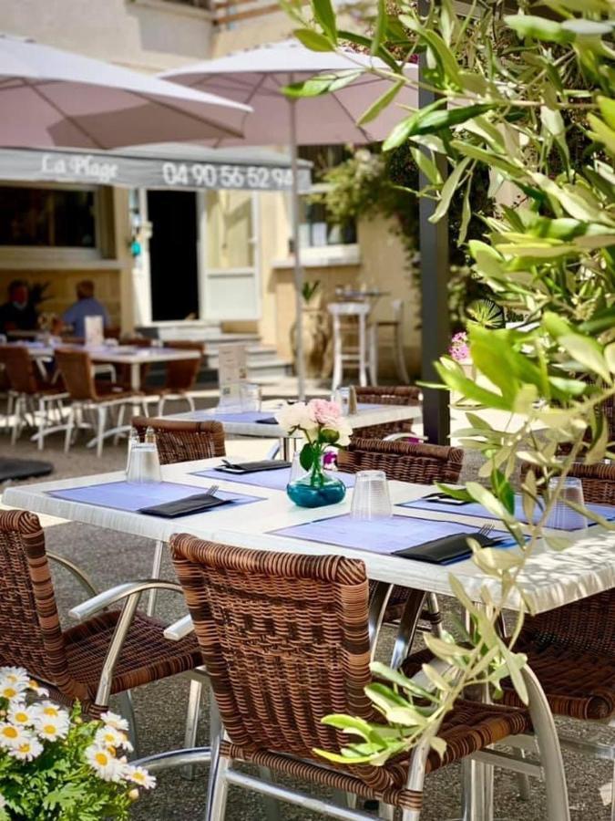 Hotel Restaurant La Plage Port-Saint-Louis-du-Rhône Exterior foto
